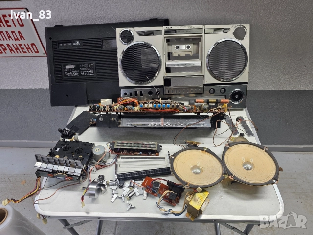 Радиокасетофон Akai Aj 500 На части 