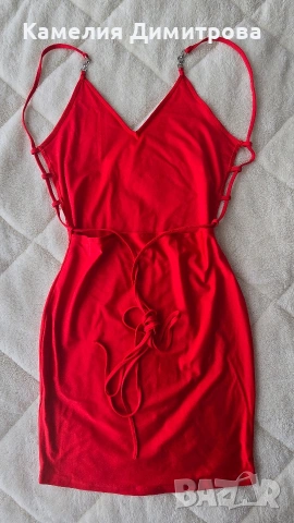 Червена прилепнала рокля с връзки – секси модел, снимка 2 - Рокли - 53301162