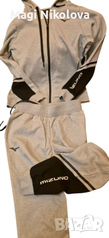 Дамски екип Mizuno и тениска