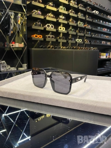 очила с черен обикновен калъф и ув защита gucci christian dior 