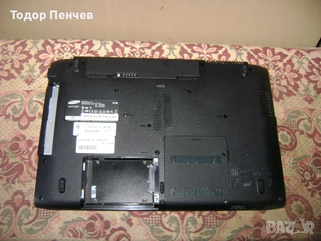 Samsung R730 17.3 инча неокомплектован за части, снимка 4 - Лаптопи за дома - 52790681