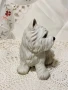 порцеланова статуетка , снимка 4