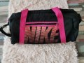 чанта Nike, снимка 1 - Спортна екипировка - 42498934