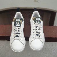 маратонки   adidas Originals Stan Smith White Camo номер 41, снимка 2 - Маратонки - 37315265