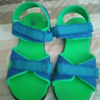 Страхотни сандали Adidas , снимка 6 - Детски сандали и чехли - 40741683