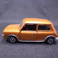 СТАРА РЕТРО МЕТАЛНА КОЛИЧКА MINI CLUBMAN DINKY TOYS ENGLAND, снимка 2 - Колекции - 44435221