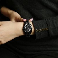 Оригинален дамски часовник Emporio Armani AR1402 Ceramica, снимка 2 - Дамски - 37759038