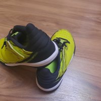 детски обувки за футзал-28n-нови, снимка 4 - Детски маратонки - 38378173