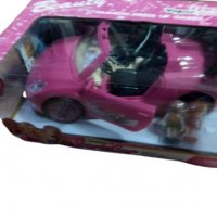 Играчка Колата на Барби с две кукли -звук и светещи фарове, снимка 1 - Кукли - 39025757