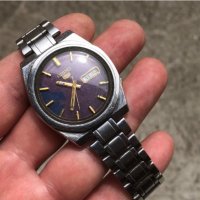 стар ръчен "SEIKO 5" - AUTOMATIC - ретро, снимка 1 - Антикварни и старинни предмети - 40687617