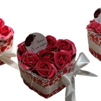 Кутия със сапунени рози, снимка 2 - Подаръци за жени - 44264814