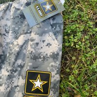 US ARMY • Licensed Product, снимка 1 - Спортни дрехи, екипи - 37395519