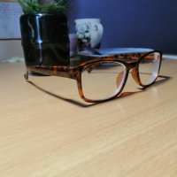 Модерни нови очила, снимка 3 - Слънчеви и диоптрични очила - 30761463