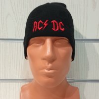 Нова зимна шапка на музикалната група AC/DC, снимка 3 - Шапки - 35462314