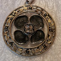 висулка сребърна и камъни с детелина, снимка 2 - Колиета, медальони, синджири - 36752072