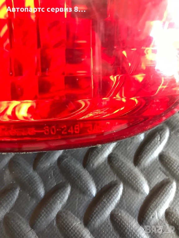 За Lexus GS300 2002 десен вътрешен заден фар оригинален 30-245, снимка 1