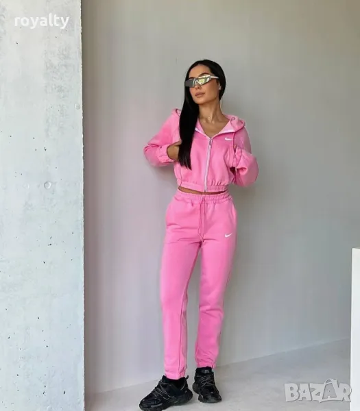 Nike розов дамски спортен комплект , снимка 1
