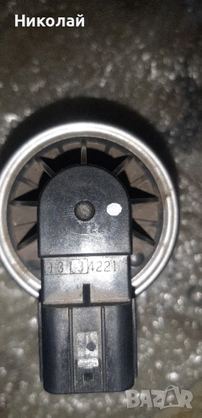 EGR КЛАПАН ЗА ХОНДА ДЖАЗ, снимка 1