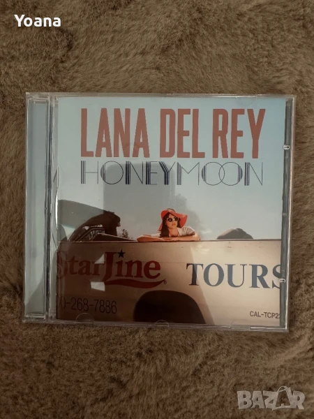 Lana del Rey- диск HONEYMOON, снимка 1