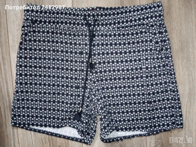 Къси дамски панталони, снимка 1