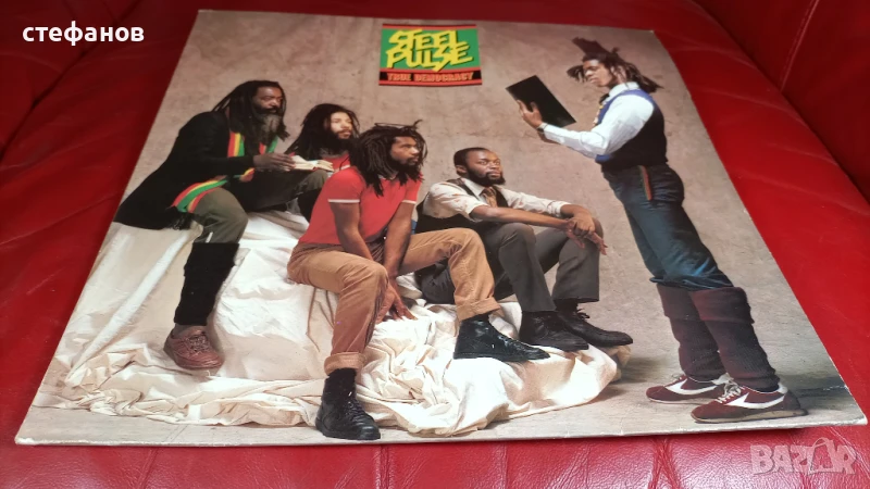 Дългосвиреща грамофонна плоча на STEEL PULSE „true democracy”, Германия, реге, снимка 1