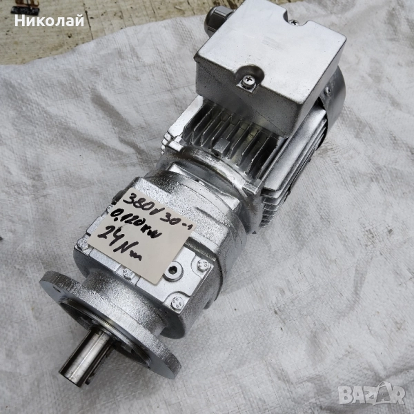 мотор редуктор, снимка 1