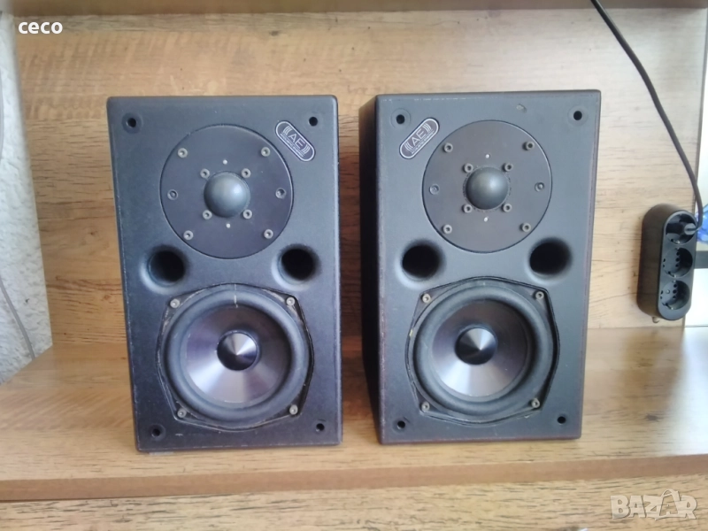 AE-1, снимка 1