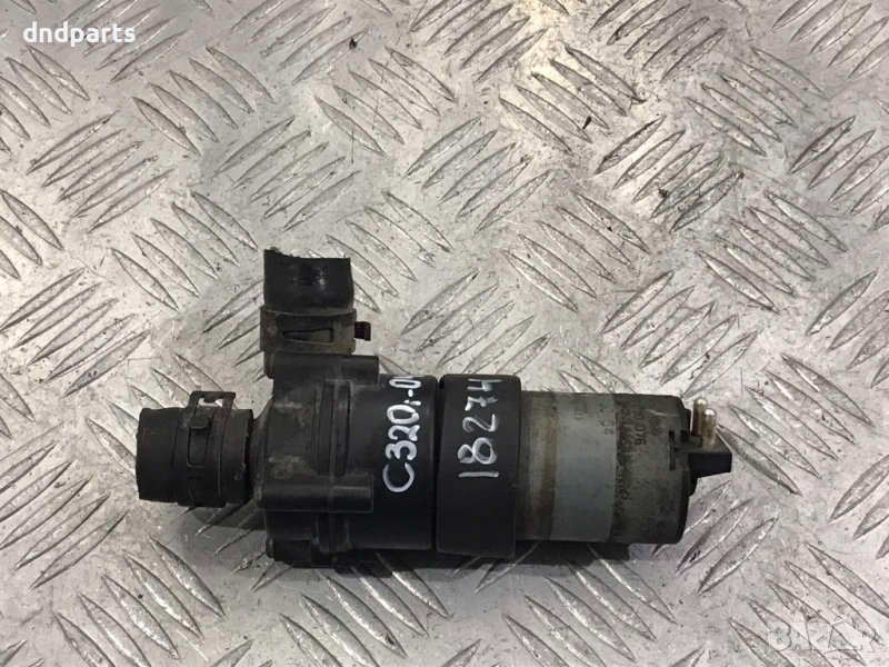 Помпа антифриз Mercedes C320i,W203,2004г., снимка 1