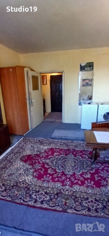 Продавам едностаен апартамент кв."Пинета" ул.Калиакра, снимка 1