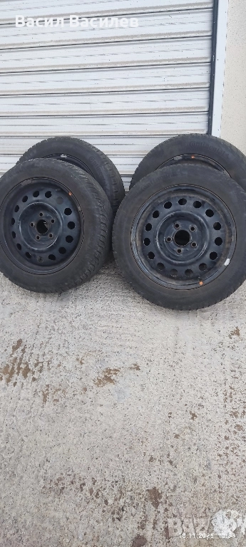 Продавам зимни гуми с метални джанти , снимка 1