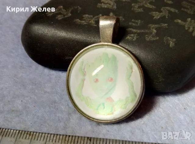 "АЗ СЪМ ГРУТ!" СИМПАТИЧЕН АРТ МЕДАЛЬОН ФИЛМОВ ГЕРОЙ на МАРВЕЛ Грут От ПАЗИТЕЛИ на ГАЛАКТИКАТА 43457, снимка 6 - Колиета, медальони, синджири - 48828005