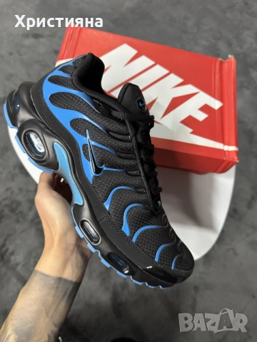Nike Air Max Plus Black & University Blue