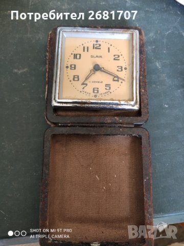 Стар часовник, снимка 1 - Антикварни и старинни предмети - 31777322