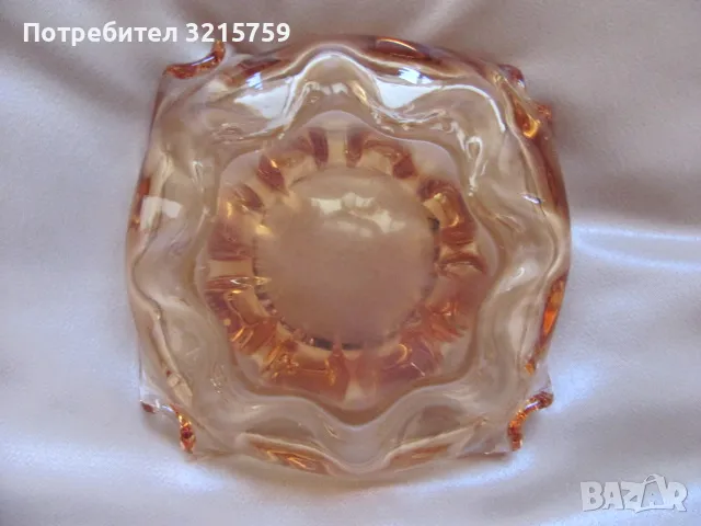 кристална купа,пепелник, цветно стъкло, ръчна изработка Колекционерство Изделия от стъкло Купи, Фрук, снимка 5 - Декорация за дома - 48618012
