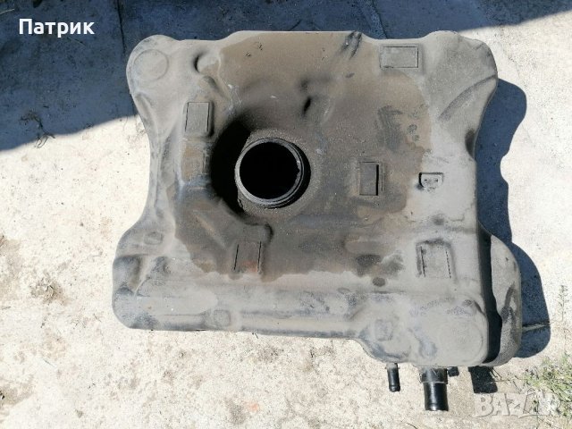 Резервоар Алфа Ромео 147 Alfa Romeo 147, снимка 2 - Части - 36795541