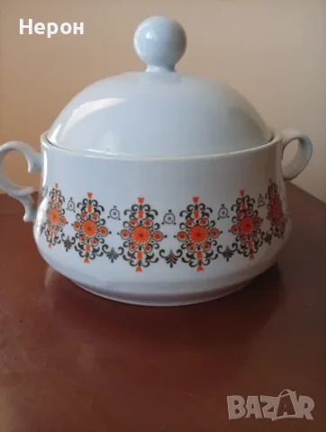 Порцеланов супник, снимка 2 - Сервизи - 56488900