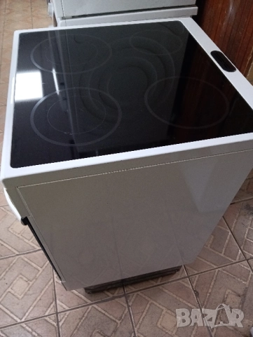 Като нова свободно стояща печка с керамичен плот Voss Electrolux с две години гаранция!, снимка 7 - Печки, фурни - 52384625