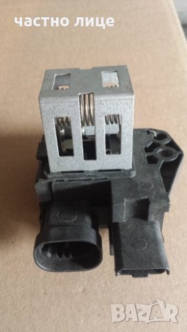Лайсни ПЕЖО 2008 BCM 980484680 Модул  Бушониера Реле старт стоп Лайсна Врата Калник Реле охлаждане, снимка 5 - Части - 28003633