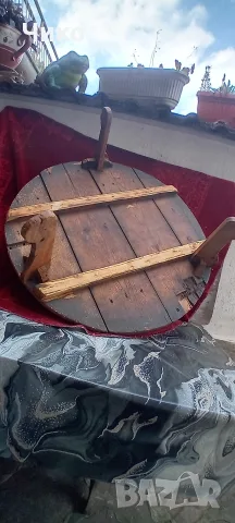 Стара дървена ниска маса паралия , снимка 10 - Антикварни и старинни предмети - 55788706