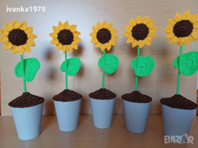 Декоративни плетени слънчогледи , снимка 3 - Декорация за дома - 42119262