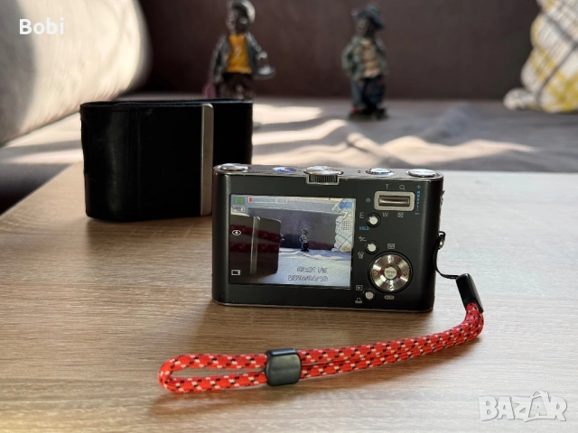 Samsung NV3, снимка 16 - Фотоапарати - 54239020