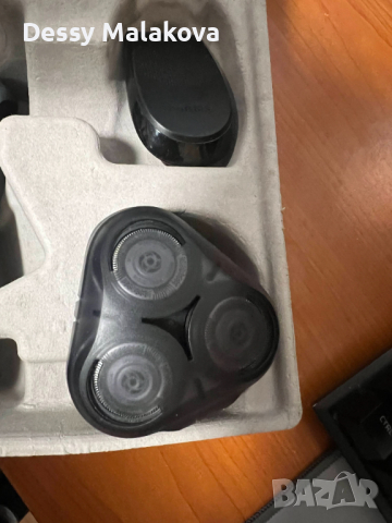 Philips самобръсначка + тример серия S5530 . Мокро и сухо бръснене TOP OFFER, снимка 4 - Електрически самобръсначки - 44934229