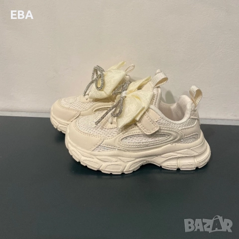 Детски маратонки за момиче , снимка 2 - Детски маратонки - 51667781