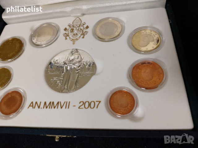 Ватикана PROOF 2007 г. - комплектен сет от 1 цент до 2 евро + сребърен възпоменателен медал, снимка 5 - Нумизматика и бонистика - 44737326