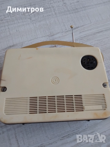 Веф Спидола, снимка 3 - Антикварни и старинни предмети - 51771834