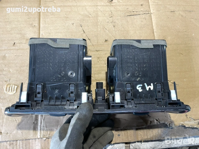 Решетка Вентилационни Отвори Арматурно Табло bhn1-6491x Mazda3 2014 2.0бен 121kW1x , снимка 2 - Части - 53978811
