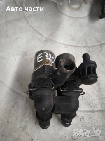 YC#6A MERCEDES E320 E430 SLK320 СОЛЕНОИДЕН КЛАПАН ЗА УПРАВЛЕНИЕ НА ОТОПЛЕНИЕТО DUO 0018307784 OEM, снимка 2 - Части - 51202565