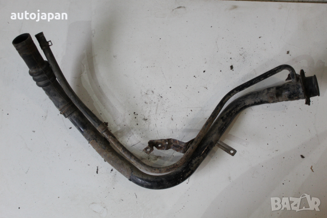 Тръба резервоар, гърловина Мазда премаси цп 1.8 99г Mazda premacy cp 1.8 1999, снимка 2 - Части - 44763039