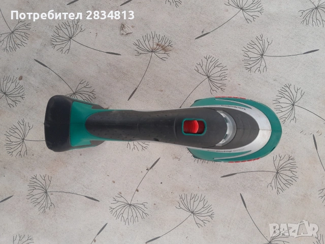 Акумулаторна ножица Бош, снимка 3 - Градинска техника - 53929213