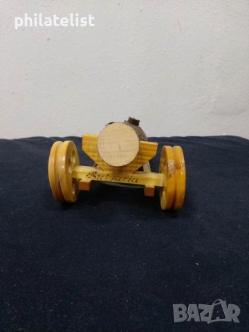 дървена поставка за бутилка